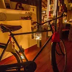 Biciclo' Citta Apartment *