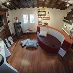 Biciclo' Citta Apartment *