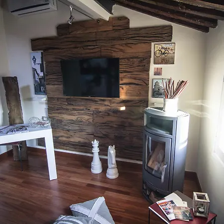 Biciclo' Citta Apartment *