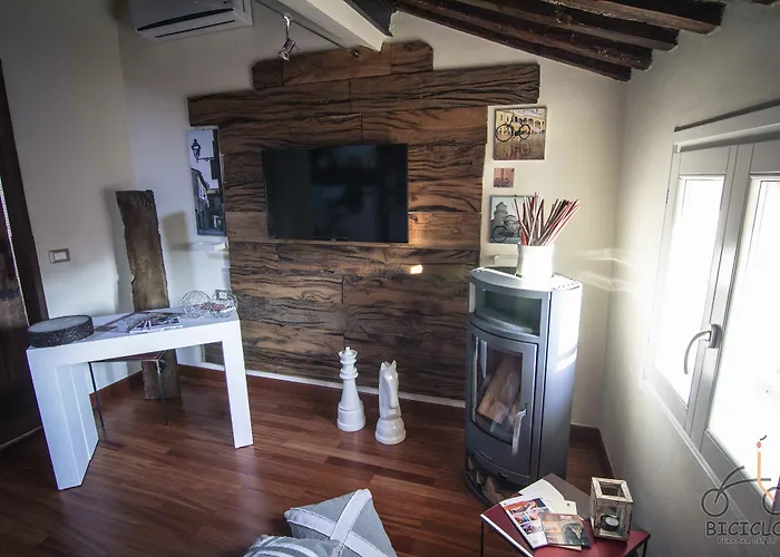 Biciclo' Citta Apartment *